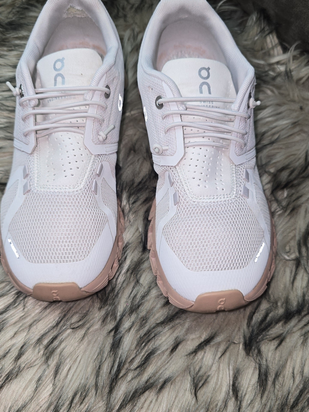 On Running Women's Blush Pink Cloudtrail Athletic Sneakers - Picture 3 of 8
